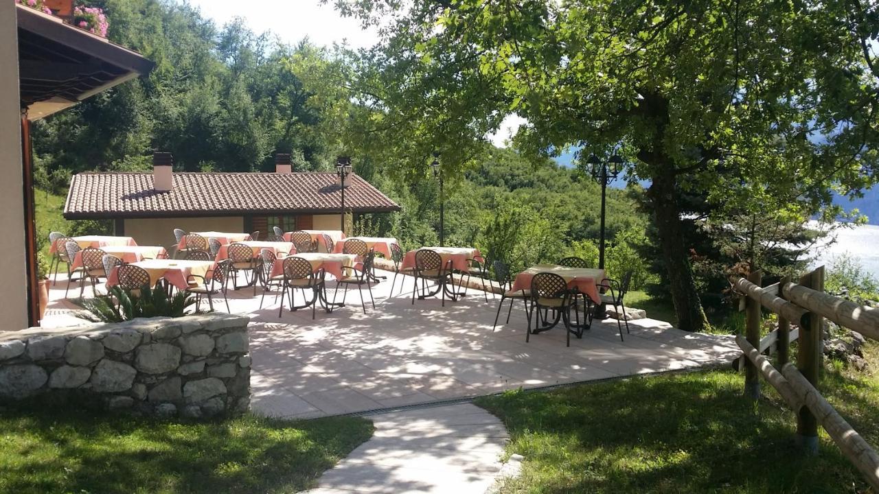Agriturismo San Maggiore มัลเชซิเน ภายนอก รูปภาพ