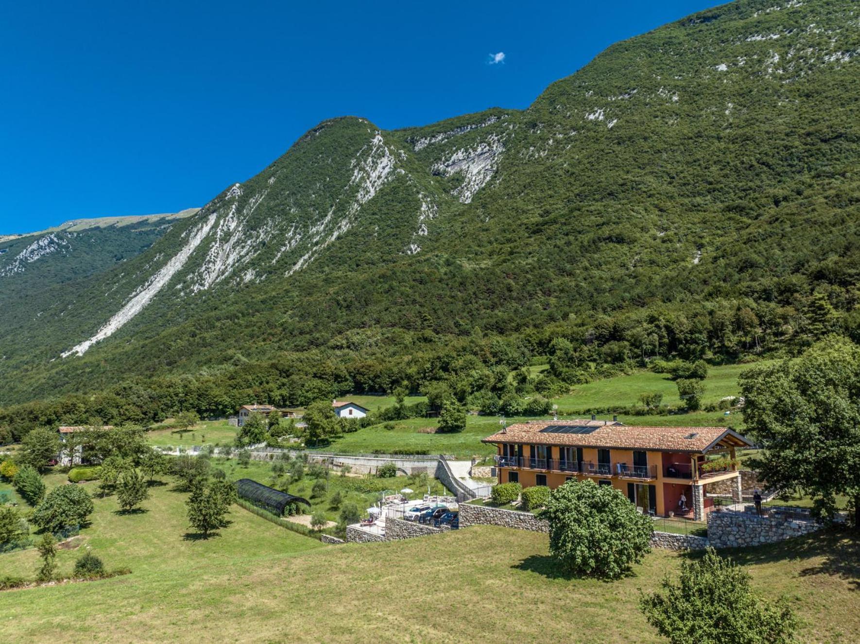 Agriturismo San Maggiore มัลเชซิเน ภายนอก รูปภาพ