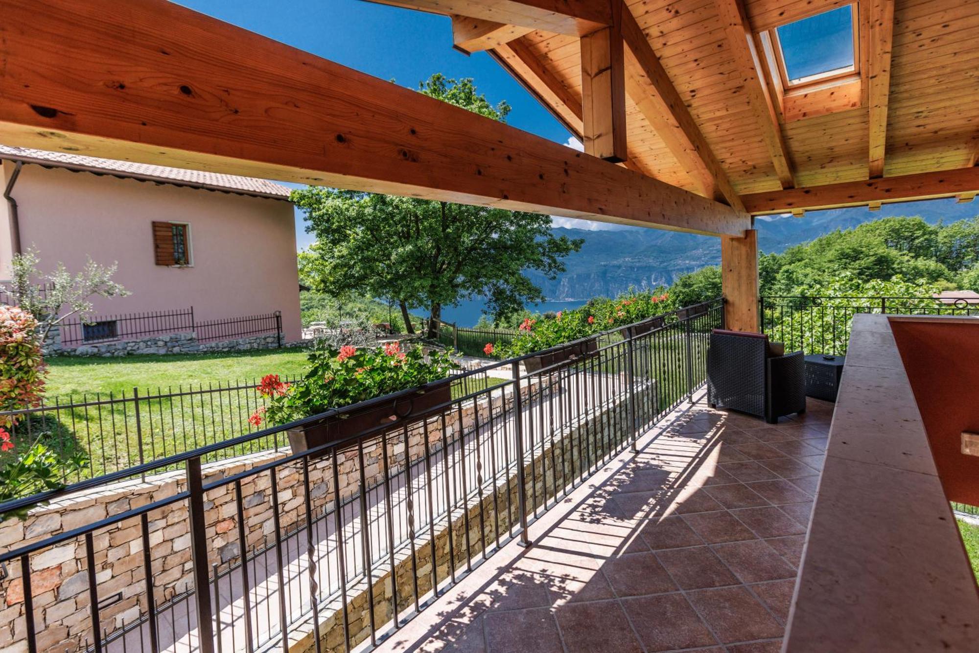 Agriturismo San Maggiore มัลเชซิเน ภายนอก รูปภาพ