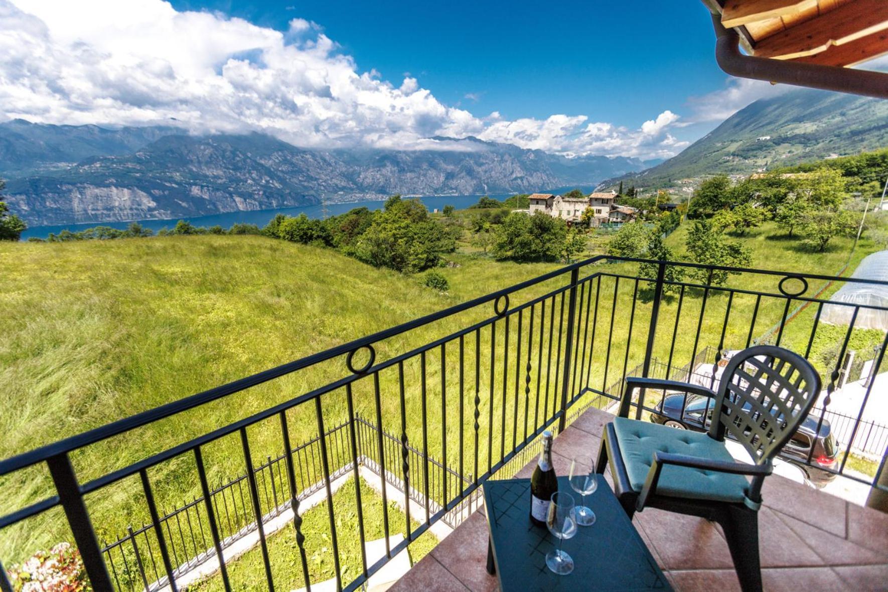 Agriturismo San Maggiore มัลเชซิเน ภายนอก รูปภาพ