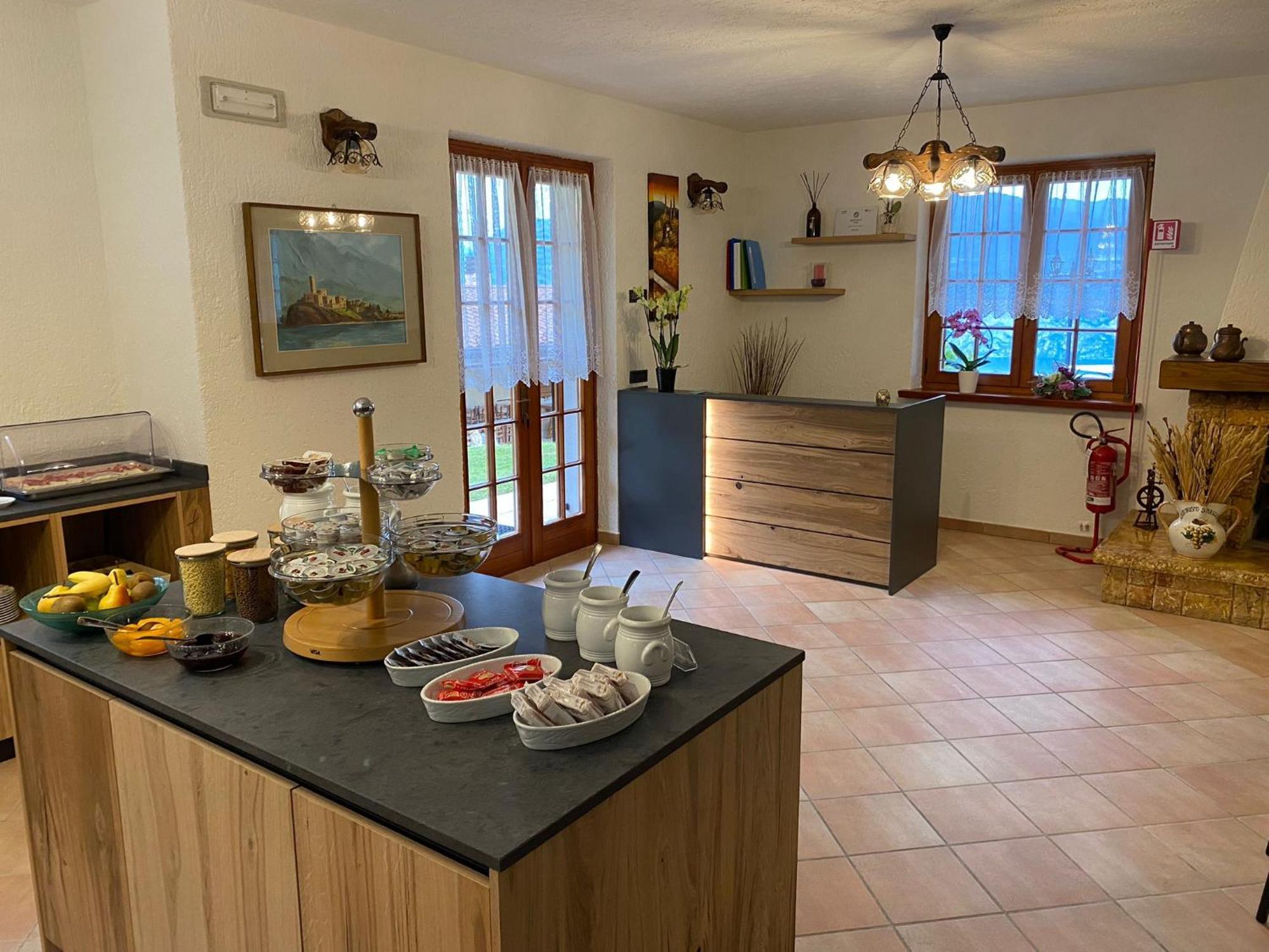 Agriturismo San Maggiore มัลเชซิเน ภายนอก รูปภาพ