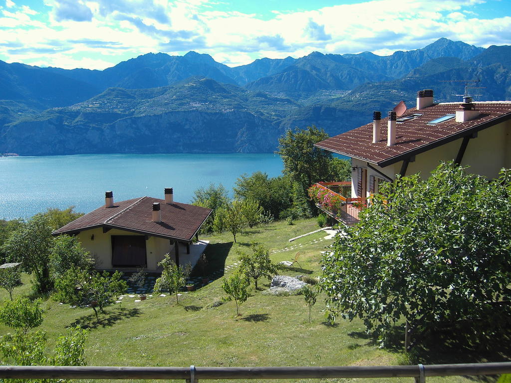 Agriturismo San Maggiore มัลเชซิเน ภายนอก รูปภาพ
