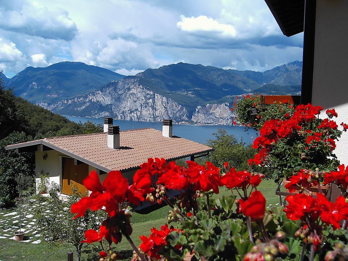 Agriturismo San Maggiore มัลเชซิเน ภายนอก รูปภาพ